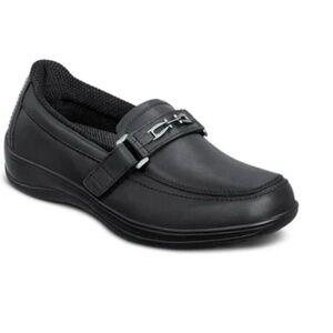 NWOT OrthoFeet Women's Black Loafer